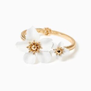 Lilly PulitzerOversized White Orchid Flower Bracelet NEW WITH GIFT BAG